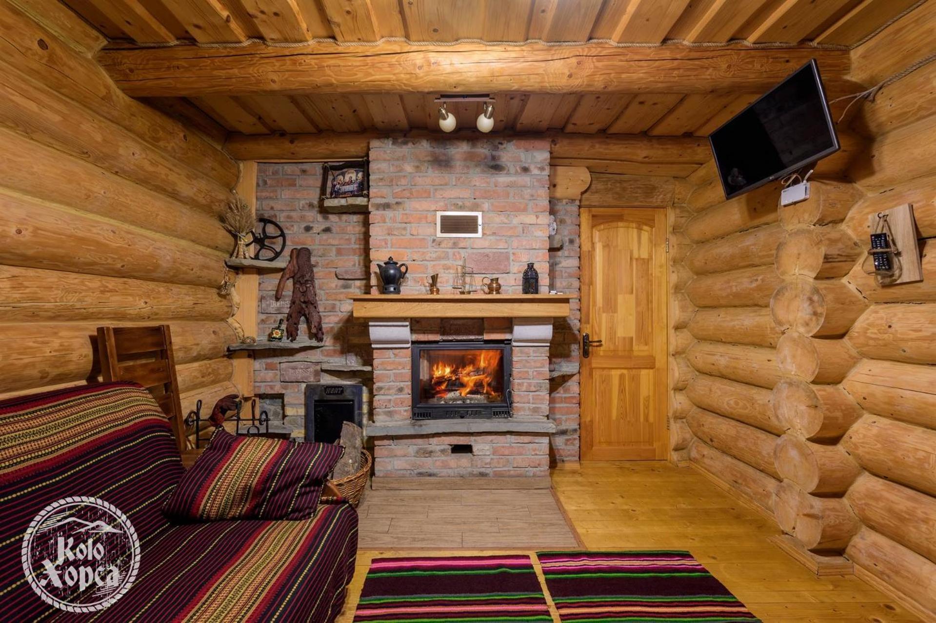 Коло Хорса Apartamento Slavske Quarto foto